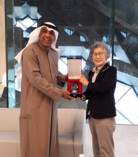 ACRC Chairperson Pak Un Jong had meetings with several major figures including Chairman of Kuwait Anti-corruption Authority